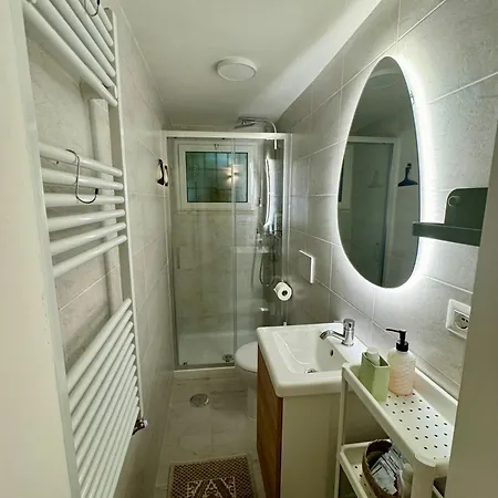 Urban Oasis Apartman